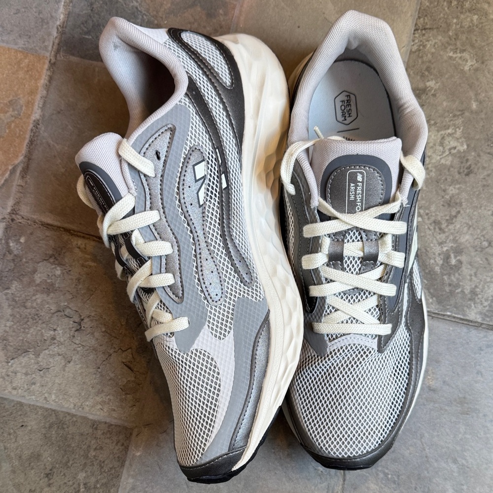New balance fresh Gray and White Mesh Running Sneakers - Picture 3 of 10